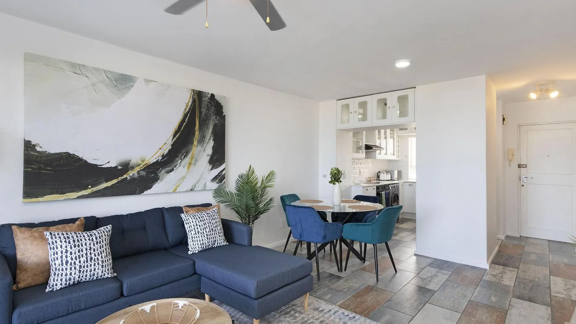 Apartment Ferienwohnung Sea Spray Ag04 By Host Agents Bloubergstrand