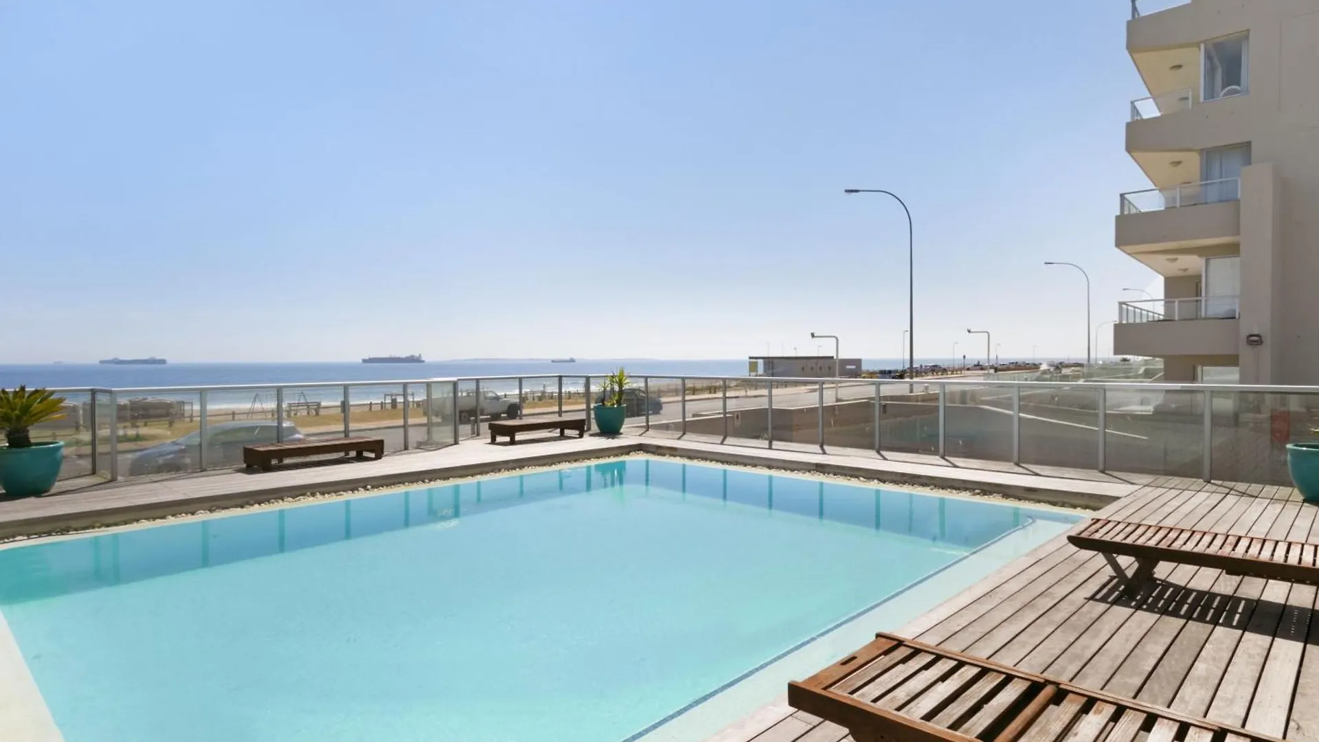 Apartment Ferienwohnung Sea Spray Ag04 By Host Agents Bloubergstrand